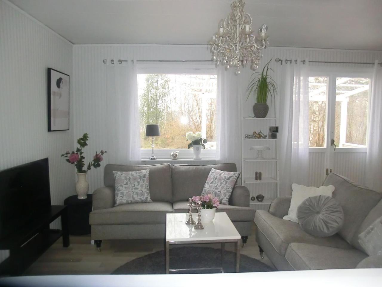 Villa Bjoerkslingan à Vimmerby Extérieur photo